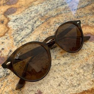 Ray Ban round frame tortoise shell sunglasses